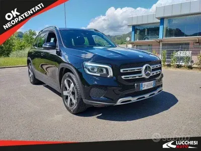 Usata Mercedes GLB180 116 CV (85 kW) 2023 Nero SUV