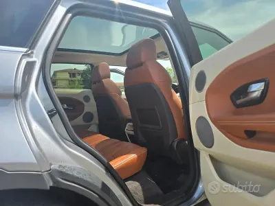 Usata Land Rover Range Rover evoque Prestige 150 CV (110 kW) 2012 Grigio SUV