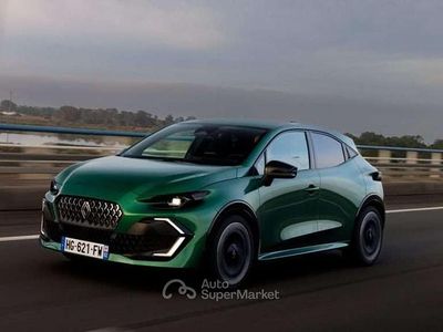 Nuova Renault Clio V Techno 109 CV (80 kW) 2025 Verde assoluto Berlina