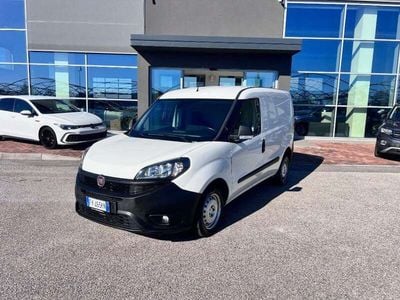 Usata Fiat Doblò Lounge 105 CV (77 kW) 2019 Bianco Monovolume