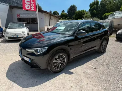 Usata Alfa Romeo Stelvio Business 190 CV (139 kW) 2020 Nero SUV