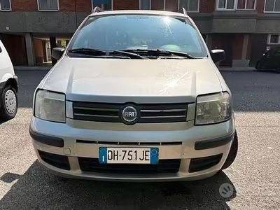 Usata Fiat Punto 60 CV (44 kW) 2007 Grigio Utilitaria