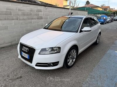 Begagnad Audi A3 Ambition 105 HK (77 kW) 2010 Vit Halvkombi