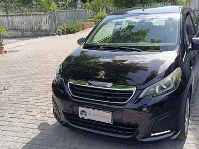 Usata Peugeot 108 Active 69 CV (50 kW) 2015 Nero Utilitaria