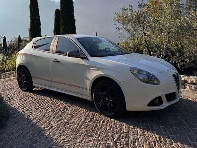 Usata Alfa Romeo Giulietta Sprint 105 CV (77 kW) 2015 Bianco Berlina