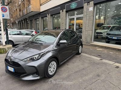 Usata Mazda 2 116 CV (85 kW) 2022 Gray Berlina
