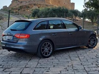 Usata Audi A4 Sport 190 CV (139 kW) 2015 Grigio Station wagon