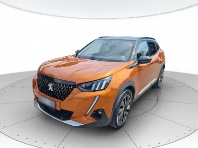 Usata Peugeot 2008 GT 155 CV (114 kW) 2019 Arancio SUV