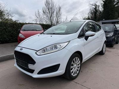 Usata Ford Fiesta 60 CV (44 kW) 2016 Bianco Berlina