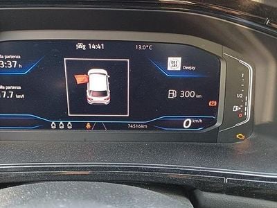 Usata VW T-Roc R-line 116 CV (85 kW) 2023 Beige SUV