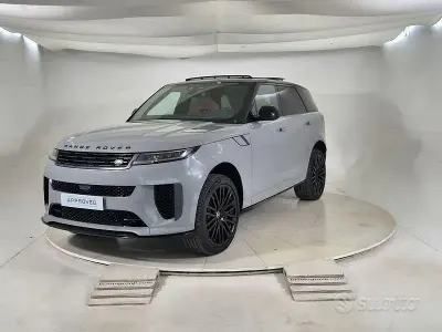 Usata Land Rover Range Rover Sport 635 CV (467 kW) 2026 Grigio SUV