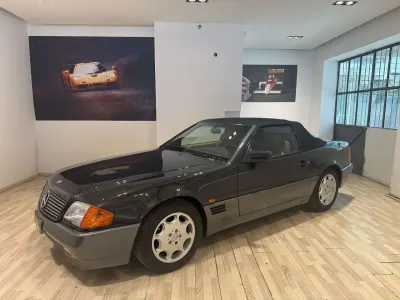 Usata Mercedes SL500 326 CV (239 kW) 1993 Nero Cabrio