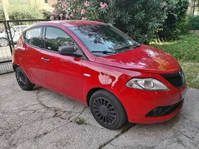 Usata Lancia Ypsilon