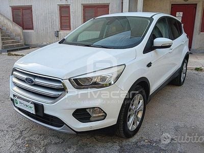 Usata Ford Kuga S 120 CV (88 kW) 2019 Bianco SUV
