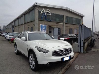 Usata Infiniti Fx30 Premium 238 CV (175 kW) 2010 Bianco SUV