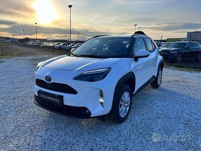 Usata Toyota Yaris Cross Active 92 CV (67 kW) 2023 Bianco SUV