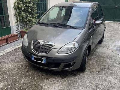 Usata Lancia Musa 95 CV (69 kW) 2005 Bronzo Monovolume