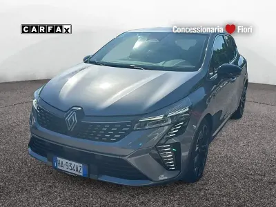 Usata Renault Clio V Techno 101 CV (74 kW) 2025 Grigio Utilitaria