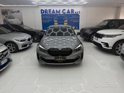 Usata BMW 118 150 CV (110 kW) 2023 Grigio Utilitaria