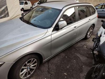Usata BMW 318 143 CV (105 kW) 2014 Argento Station wagon