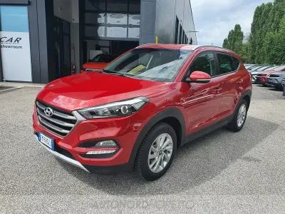 Usata Hyundai Tucson Comfort 116 CV (85 kW) 2018 Rosso SUV