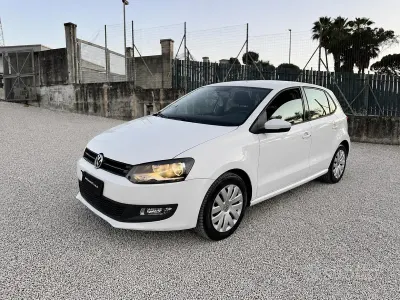 Usata VW Polo Comfortline 75 CV (55 kW) 2012 Bianco Utilitaria