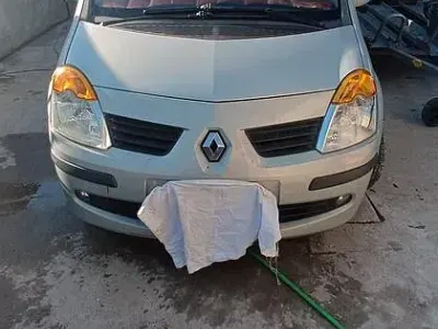 Usata Renault Modus 67 CV (49 kW) 2004 Monovolume