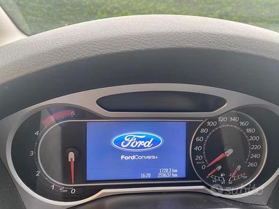 Begagnad Ford S-MAX Titanium 163 HK (119 kW) 2010 Blå Minibuss