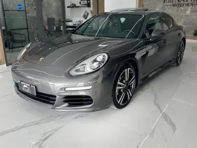Usata Porsche Panamera Diesel 300 CV (220 kW) 2015 Grigio Utilitaria
