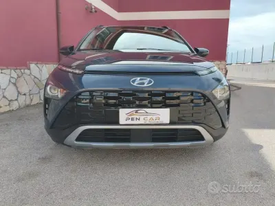 Gebraucht Hyundai Bayon 84 PS (61 kW) 2023 Grau SUV