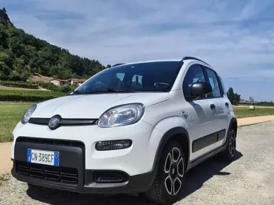 Usata Fiat Panda City Life 69 CV (50 kW) 2022 Utilitaria