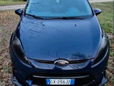Usata Ford Fiesta 60 CV (44 kW) 2010 Blu Utilitaria