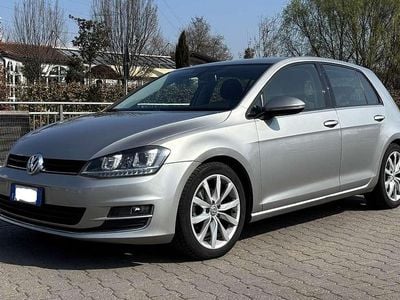Usata VW Golf VII Highline 105 CV (77 kW) 2013 Berlina