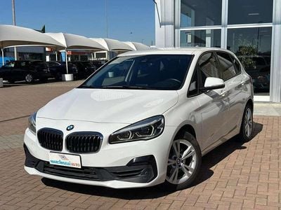 Usata BMW 218 Active Tourer Sport Line 140 CV (102 kW) 2020 Bianco Monovolume