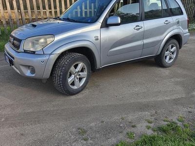 Begagnad Toyota RAV4 116 HK (85 kW) 2006 Grå SUV