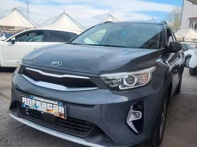 Occasion Kia Stonic Style 100 ch (73 kW) 2021 Gris SUV