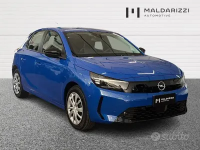Usata Opel Corsa Edition 101 CV (74 kW) 2025 Blu Utilitaria
