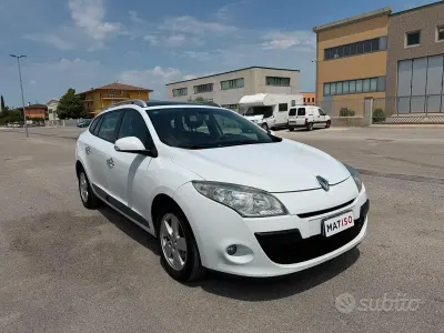 Usata Renault Mégane GrandTour 110 CV (80 kW) 2011 Bianco Station wagon