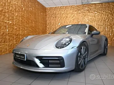 Usata Porsche 911 Carrera T 385 CV (283 kW) 2023 Grigio Coupé