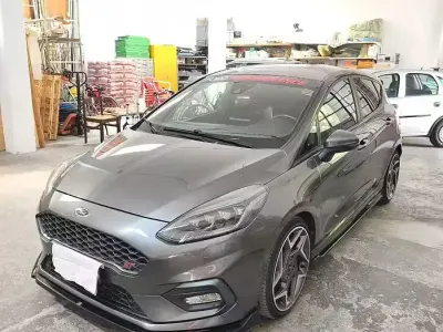 Usado Ford Fiesta Performance Edition 200 HP (147 kW) 2019 Citadino
