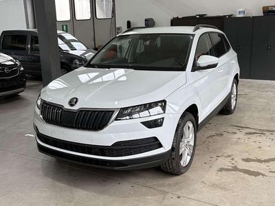 Bila moon/moon white Usata 2018 Skoda Karoq Style SUV | 18.999 € (Buon prezzo)