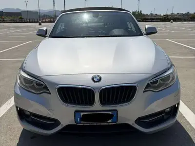 Usata BMW 220 Sport Line 184 CV (135 kW) 2017 Cabrio