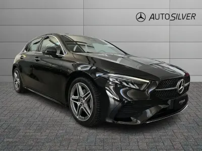 Usata Mercedes A180 Advanced Plus 116 CV (85 kW) 2024 Nero / metallizzato Berlina