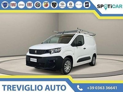 Usata Peugeot Partner Premium 131 CV (96 kW) 2022 Bianco / pastello Monovolume