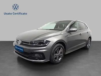 Usata VW Polo Sportline 80 CV (58 kW) 2021 Limestone grey metallizzato Utilitaria