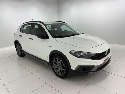 Usata Fiat Tipo Cross 101 CV (74 kW) 2021 Bianco gelato (pastello) Berlina