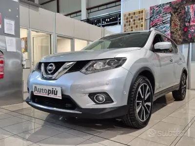 Usata Nissan X-Trail Tekna 131 CV (96 kW) 2015 Grigio SUV