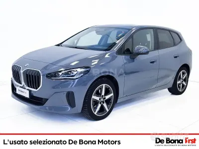 Usata BMW 218 Active Tourer Luxury Line 150 CV (110 kW) 2022 Blu Monovolume