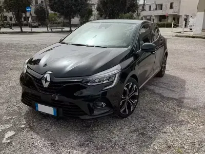 Usata Renault Clio V Intens 116 CV (85 kW) 2020 Nero Berlina