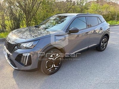 Usata Peugeot 2008 Allure 131 CV (96 kW) 2024 Grigio SUV